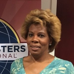 Meet your Posher, Pamela